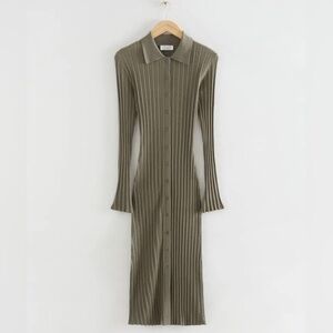 Fitted Midi Ribbed Shirt Dress🫒